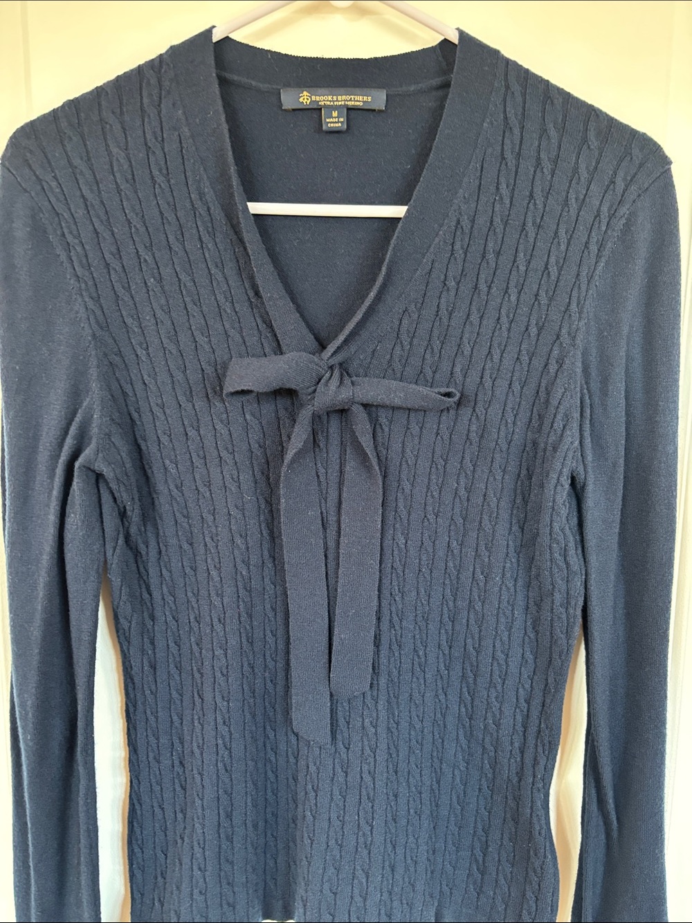 Brooks Brothers Navy Cable-Knit V-Neck Sweater with Tie